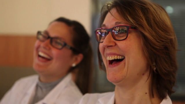 Preview image for the video "Invitez-vous les uns les autres / Hôpital Louis Mourier". Preview image for the video "Invitez-vous les uns les autres / Hôpital Louis Mourier".
