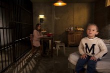 Série photographique intitulée "Discriminations" de Pierre Leblanc, le critère de discrimination présenté est "les caractéristiques génétiques".