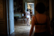 Prises de vues du photographe Pierre Leblanc lors de la performance de la compagnie Man Drake, conception Toméo Vergès.