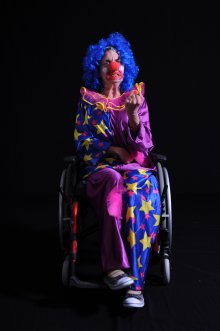 Réalisé par le photographe Pierre Leblanc, série 'Fauteuils habités".