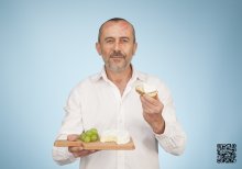 Les Mutants, un série du photographe Pierre Leblanc sur l'industrie agroalimentaire, les pesticides, perturbateurs endocriniens et les additifs alimentaires, le camembert.